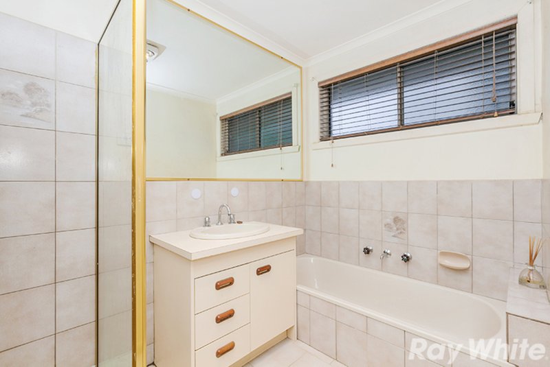 Photo - 18 Grimwade Court, Epping VIC 3076 - Image 6