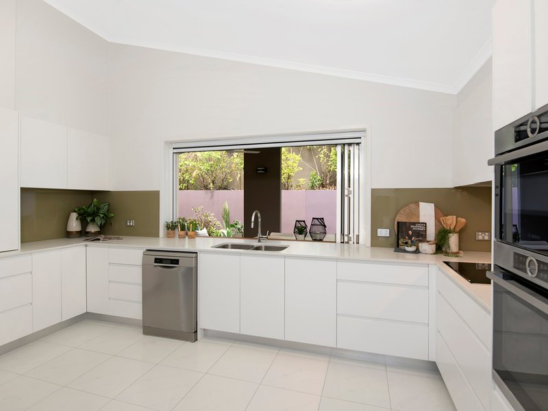 Photo - 18 Gulliver Street, Paddington QLD 4064 - Image 7