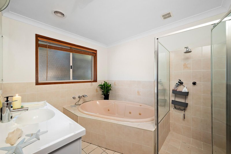 Photo - 18 Gurr Street, Calwell ACT 2905 - Image 15