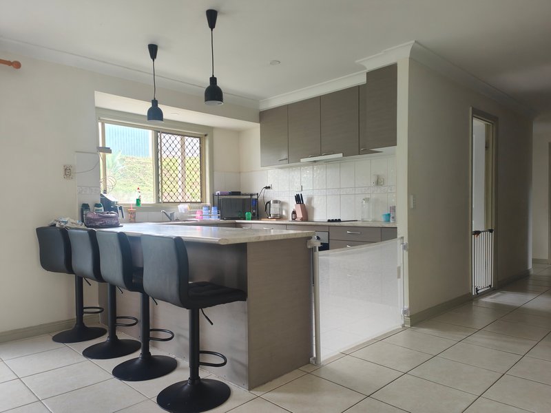 Photo - 18 Guthrie Parade, Carrara QLD 4211 - Image 4