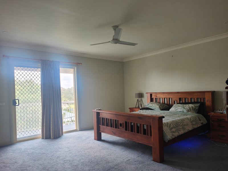 Photo - 18 Guthrie Parade, Carrara QLD 4211 - Image 6