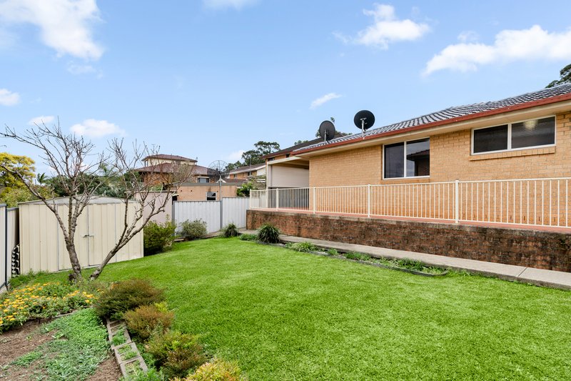 Photo - 18 Gwandalan Road, Edensor Park NSW 2176 - Image 17