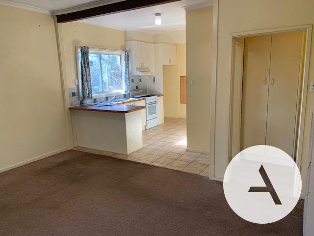 Photo - 18 Gymea Street, Narrabundah ACT 2604 - Image 15