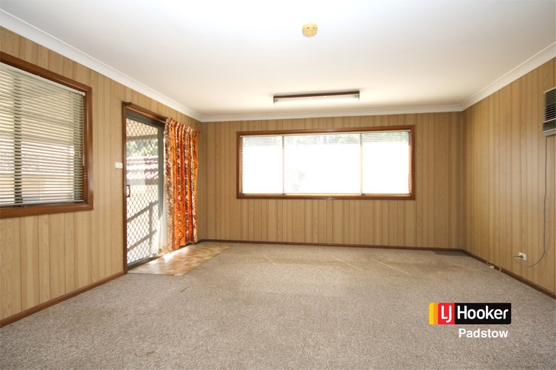 Photo - 18 Halcyon Avenue, Padstow NSW 2211 - Image 8