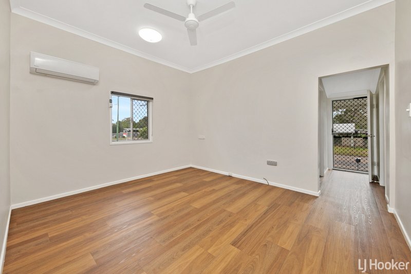 Photo - 18 Hallett Street, Berserker QLD 4701 - Image 3