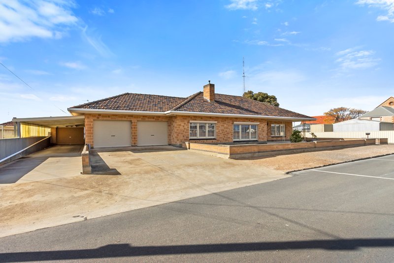 Photo - 18 Hallett Street, Kadina SA 5554 - Image 6