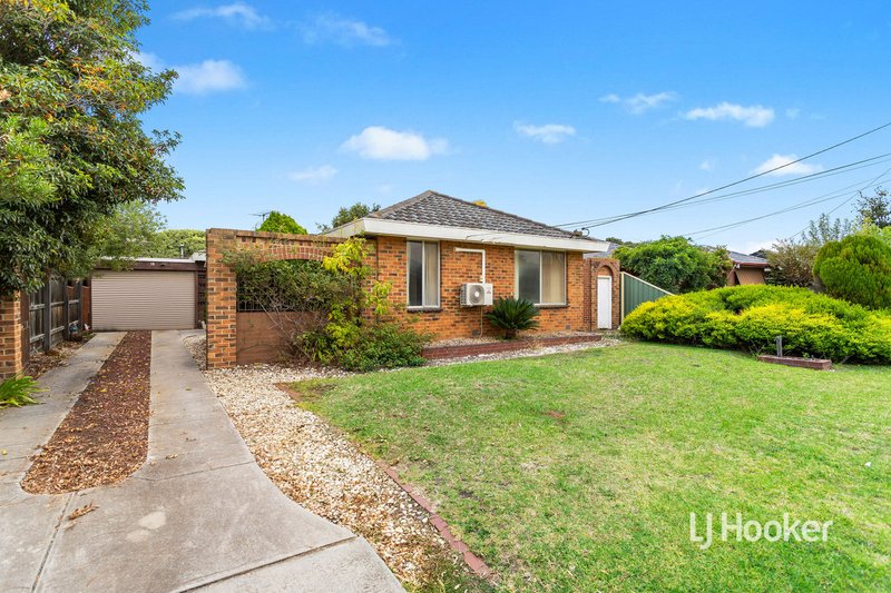 Photo - 18 Hampstead Drive, Hoppers Crossing VIC 3029 - Image 2