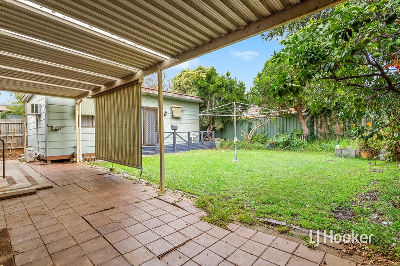 Photo - 18 Hampstead Drive, Hoppers Crossing VIC 3029 - Image 13