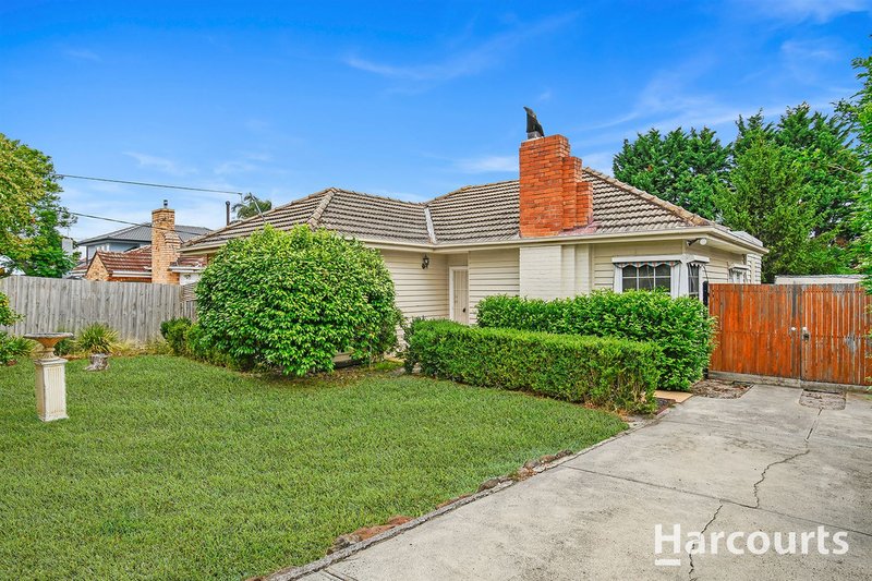 Photo - 18 Harding Street, Bentleigh VIC 3204 - Image 2