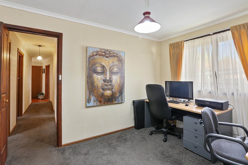 Photo - 18 Harding Street, Corio VIC 3214 - Image 7