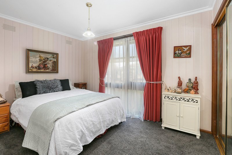 Photo - 18 Harding Street, Corio VIC 3214 - Image 8