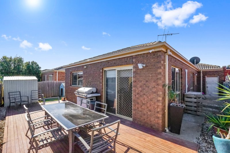 Photo - 18 Harkaway Avenue, Hoppers Crossing VIC 3029 - Image 12