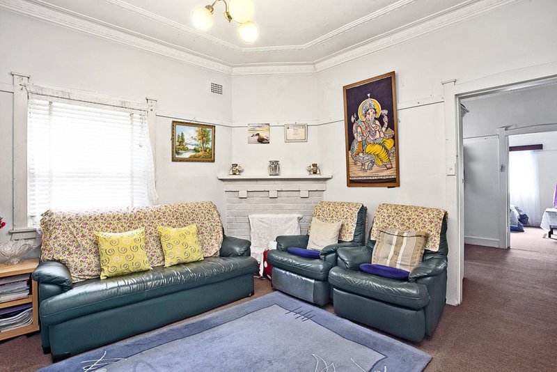 Photo - 18 Hatfield Street, Mascot NSW 2020 - Image 5