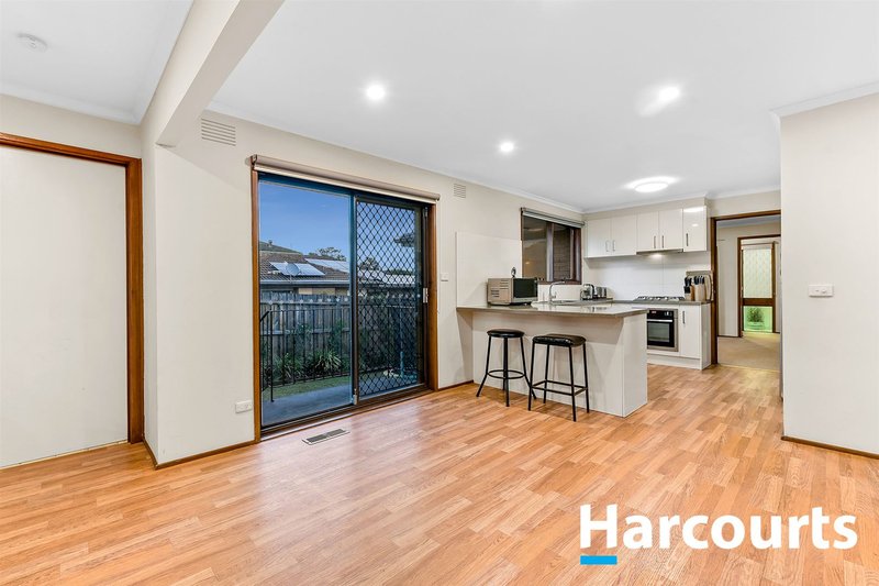 Photo - 1/8 Haven Court, Narre Warren VIC 3805 - Image 4