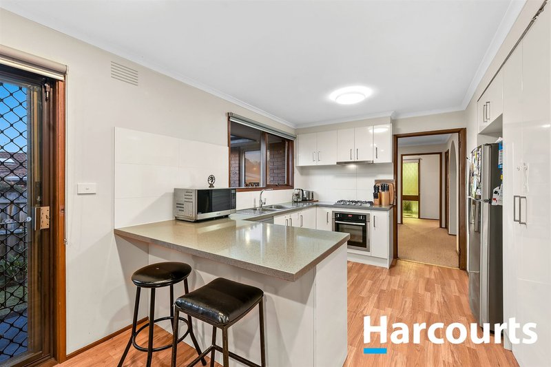 Photo - 1/8 Haven Court, Narre Warren VIC 3805 - Image 5