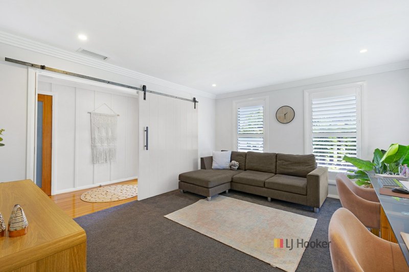 Photo - 18 Haven Crescent, Woongarrah NSW 2259 - Image 14