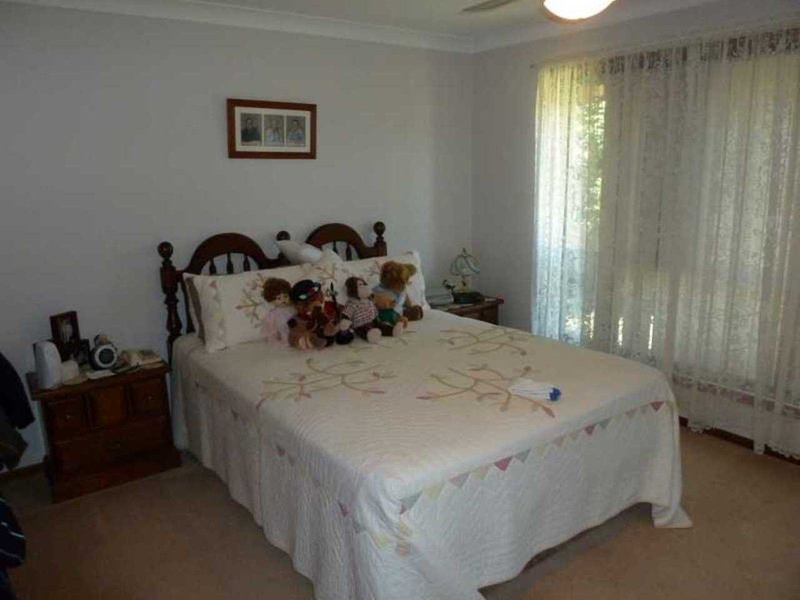 Photo - 18 Hawaii Avenue, Forster NSW 2428 - Image 8