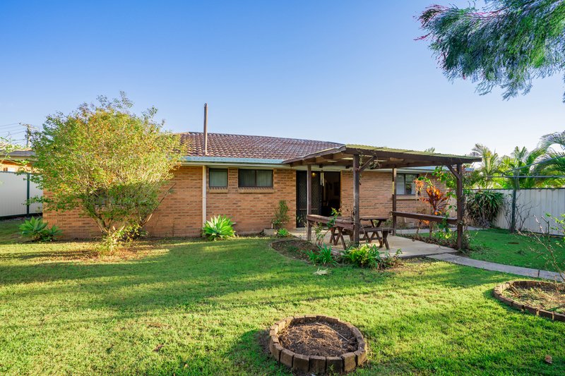 Photo - 18 Hawdon Crescent, Springwood QLD 4127 - Image 10