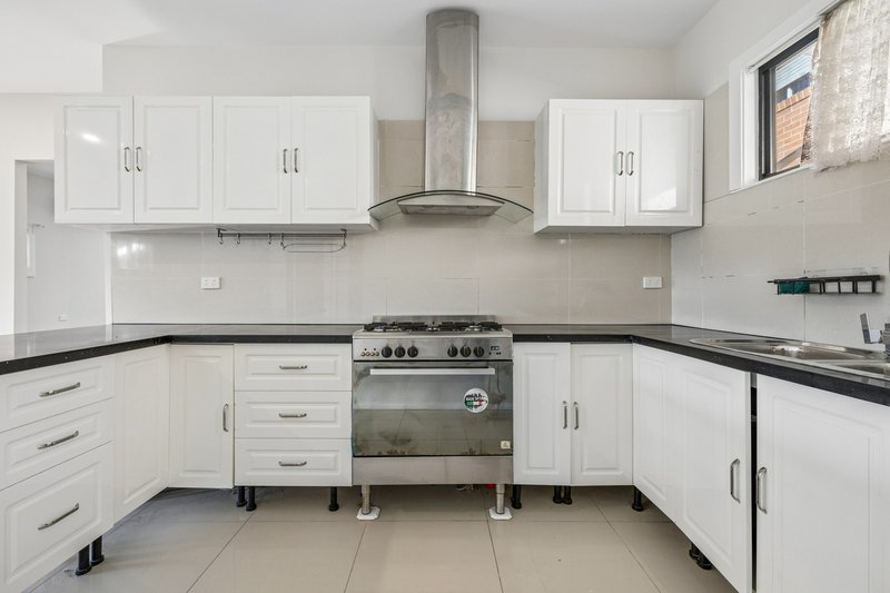 Photo - 18 Hayes Street, Lidcombe NSW 2141 - Image 5