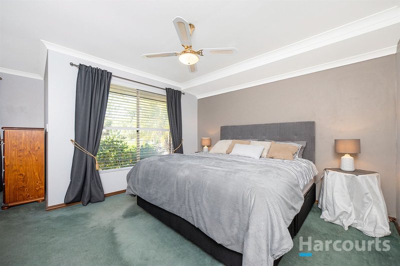 Photo - 18 Heacham Avenue, Hocking WA 6065 - Image 3