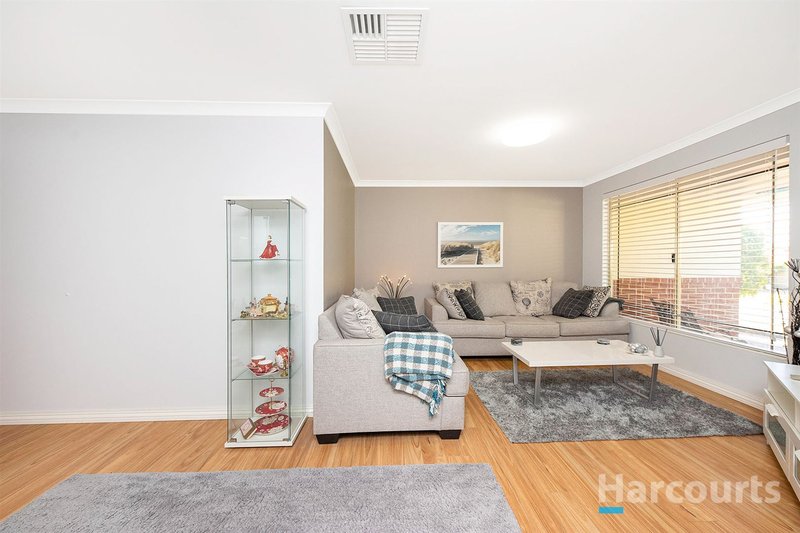 Photo - 18 Heacham Avenue, Hocking WA 6065 - Image 16