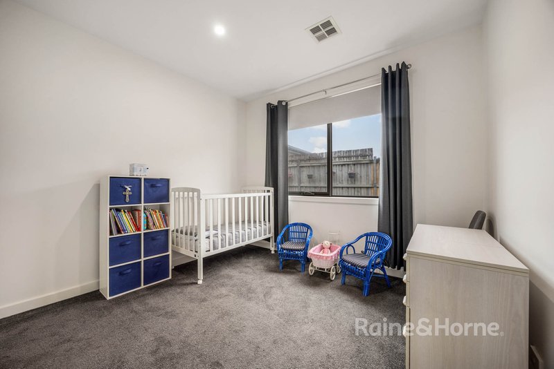Photo - 18 Hero Street, Diggers Rest VIC 3427 - Image 16