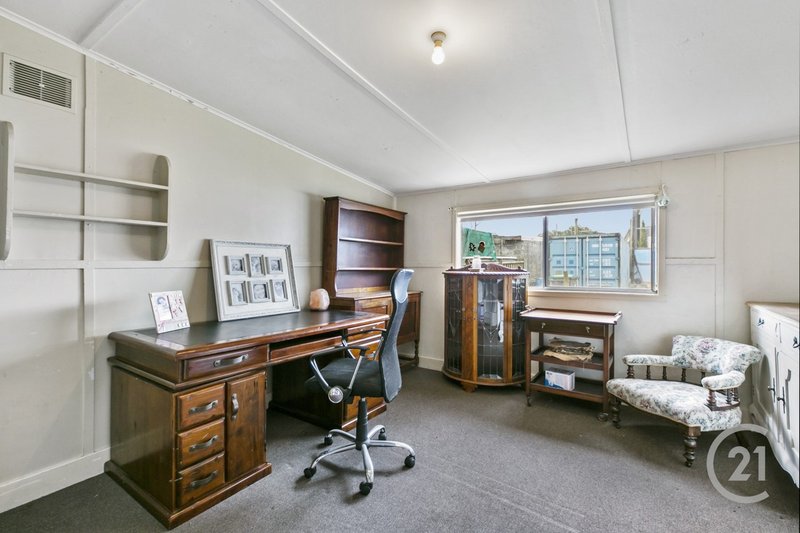 Photo - 18 High Street, Moe VIC 3825 - Image 3