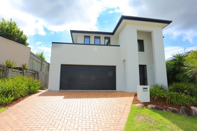 Photo - 18 Highcrest Circuit, Molendinar QLD 4214 - Image 1