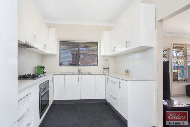 Photo - 18 Highview Avenue, Greenacre NSW 2190 - Image 2