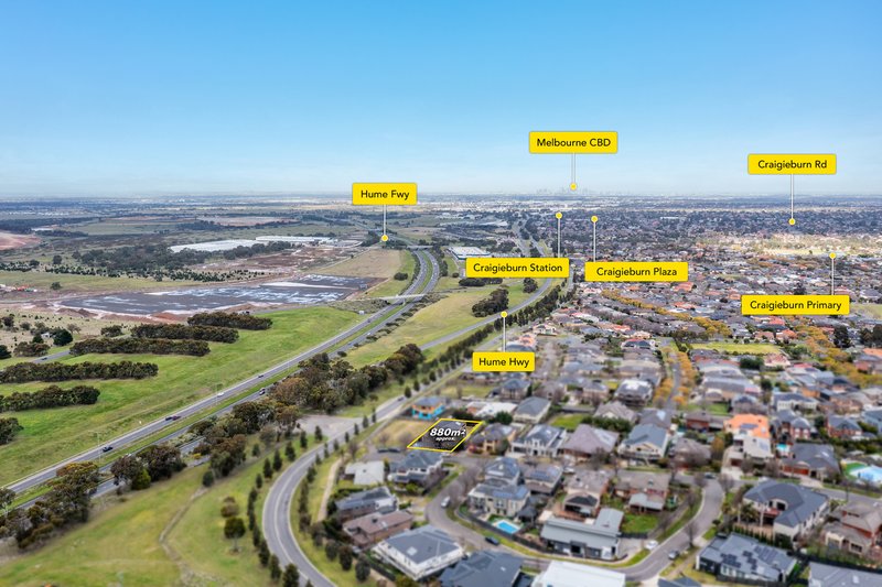 Photo - 18 Highview Place, Craigieburn VIC 3064 - Image 33