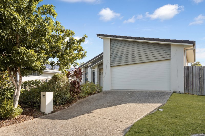 Photo - 18 Highview Terrace, Murrumba Downs QLD 4503 - Image 15