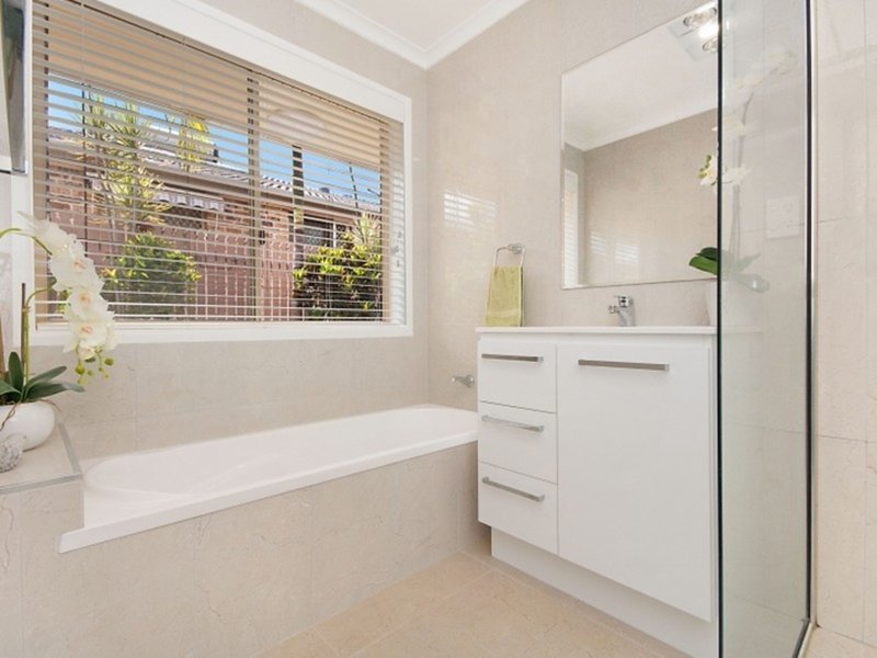 Photo - 18 Hillcrest Avenue, Goonellabah NSW 2480 - Image 7