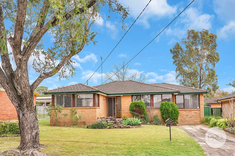 18 Hillview Avenue, South Penrith NSW 2750