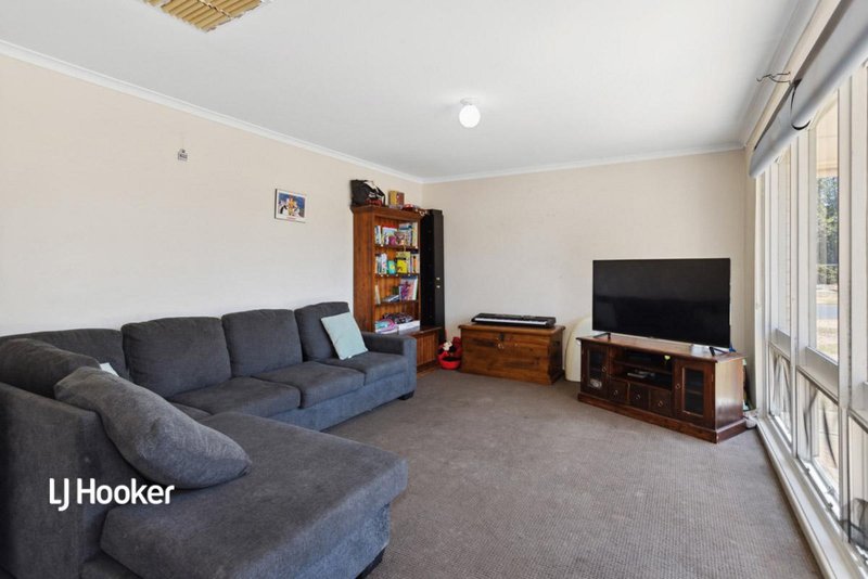 Photo - 18 Hindmarsh Boulevard, Evanston Gardens SA 5116 - Image 4