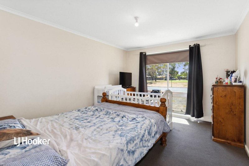 Photo - 18 Hindmarsh Boulevard, Evanston Gardens SA 5116 - Image 8