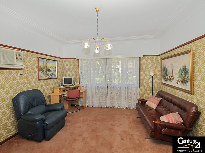 Photo - 18 Hitter Avenue, Bass Hill NSW 2197 - Image 2