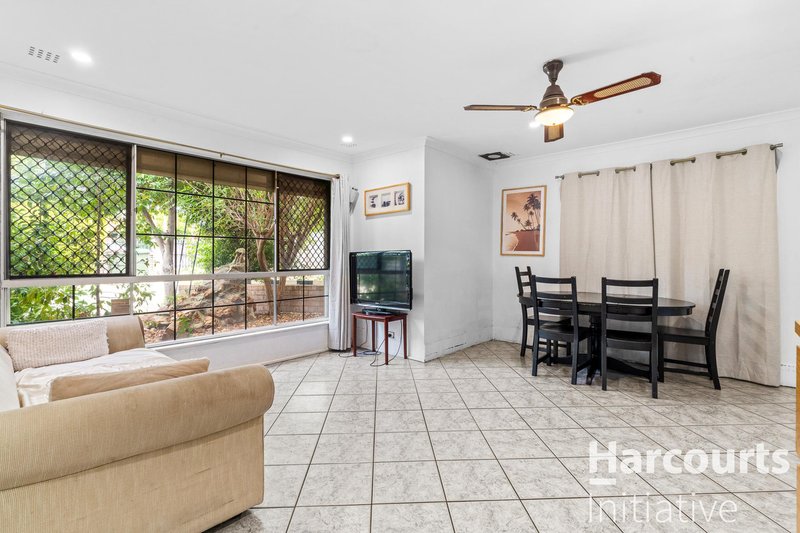 Photo - 18 Hollingsworth Avenue, Koondoola WA 6064 - Image 7