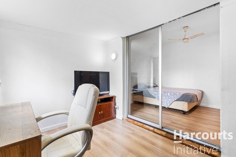 Photo - 18 Hollingsworth Avenue, Koondoola WA 6064 - Image 12