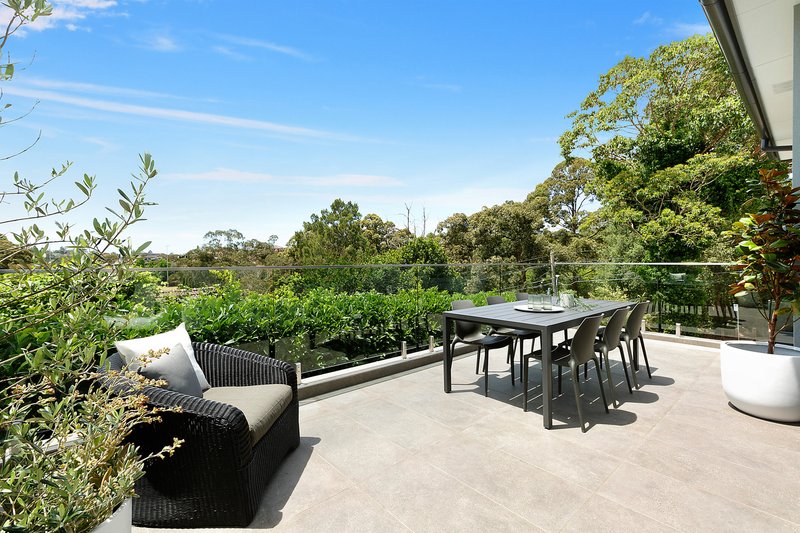 Photo - 18 Holly Street, Castle Cove NSW 2069 - Image 6