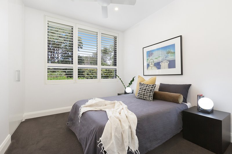 Photo - 18 Holly Street, Castle Cove NSW 2069 - Image 10