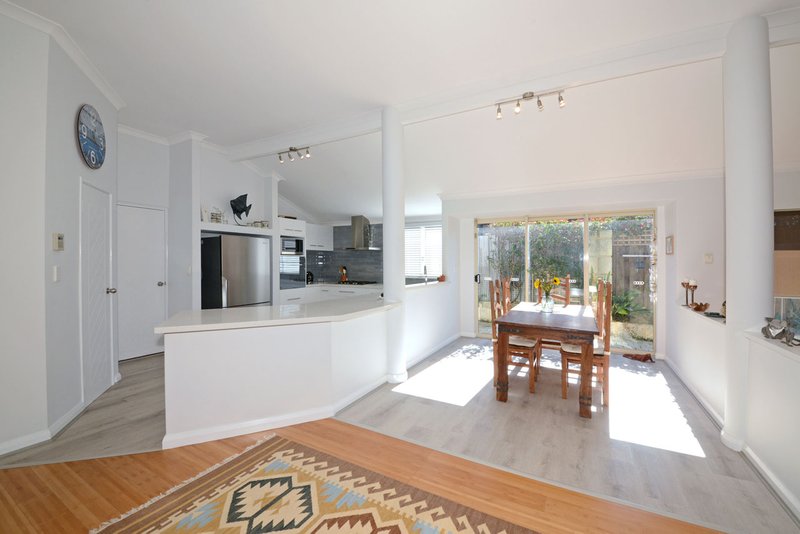 Photo - 18 Holyhead Green, Mindarie WA 6030 - Image 15