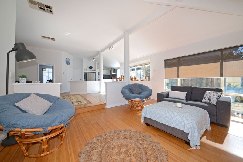 Photo - 18 Holyhead Green, Mindarie WA 6030 - Image 22