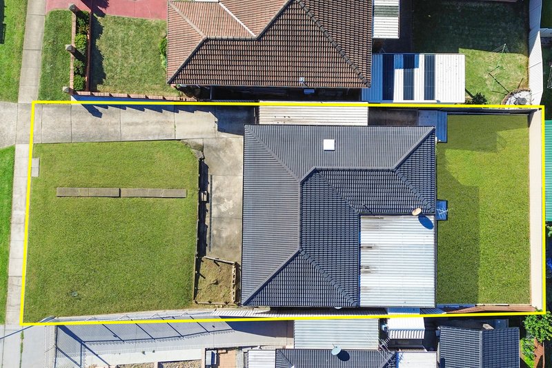 Photo - 18 Homestead Road, Bonnyrigg Heights NSW 2177 - Image 15
