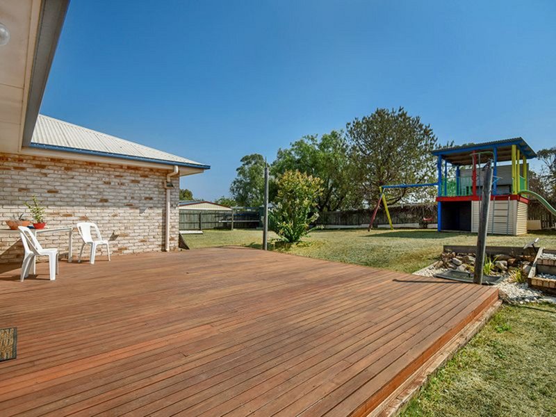 Photo - 18 Honeyeater Drive, Highfields QLD 4352 - Image 12