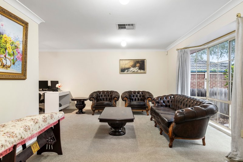 Photo - 18 Honeyeater Terrace, South Morang VIC 3752 - Image 8