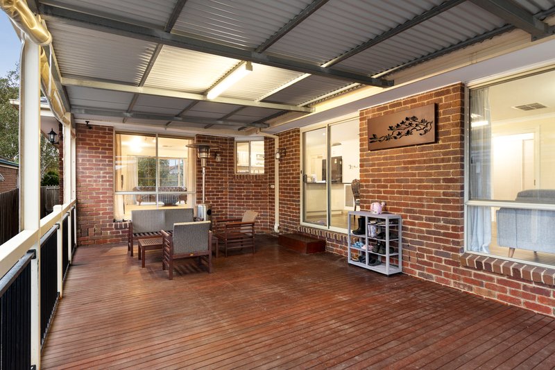 Photo - 18 Honeyeater Terrace, South Morang VIC 3752 - Image 15