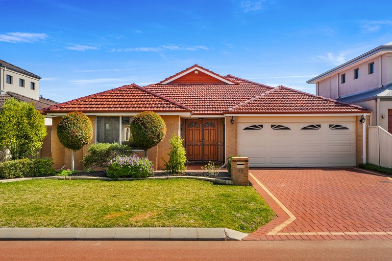 Photo - 18 Honeymyrtle Turn, Stirling WA 6021 - Image 1