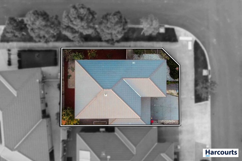 Photo - 18 Horatio Street, Point Cook VIC 3030 - Image 25