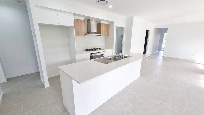 Photo - 18 Horne Close, Greta NSW 2334 - Image 3