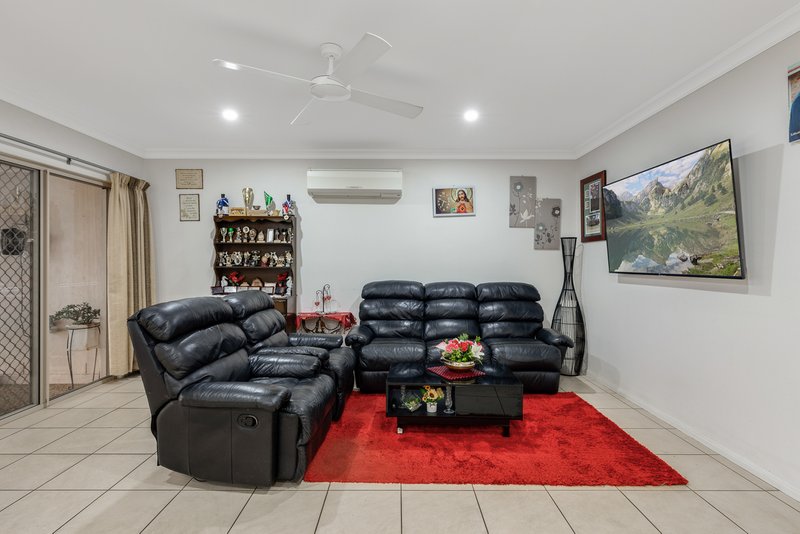 Photo - 18 Howard Street, Middle Ridge QLD 4350 - Image 6